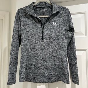 Under Armour Women's Black and White Long Sleeve Top